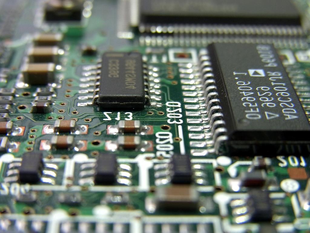 Quantum circuit diagram showing gate sequences and measurement operations